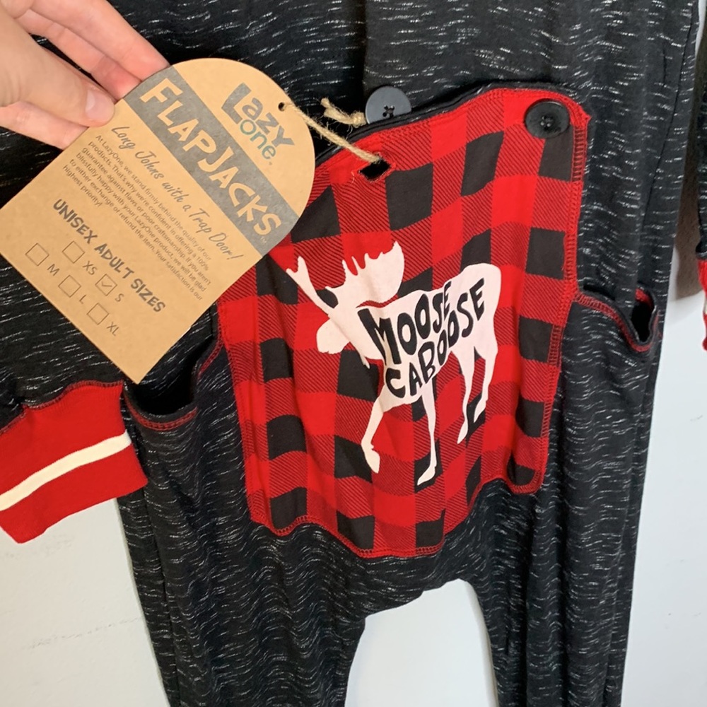 New lazy one moose caboose adult onsie flapjack s - Picture 7 of 10